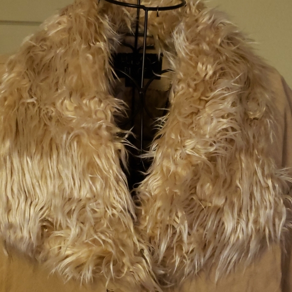 Hudson Place Leather & Faux Fur Coat - Picture 5 of 10
